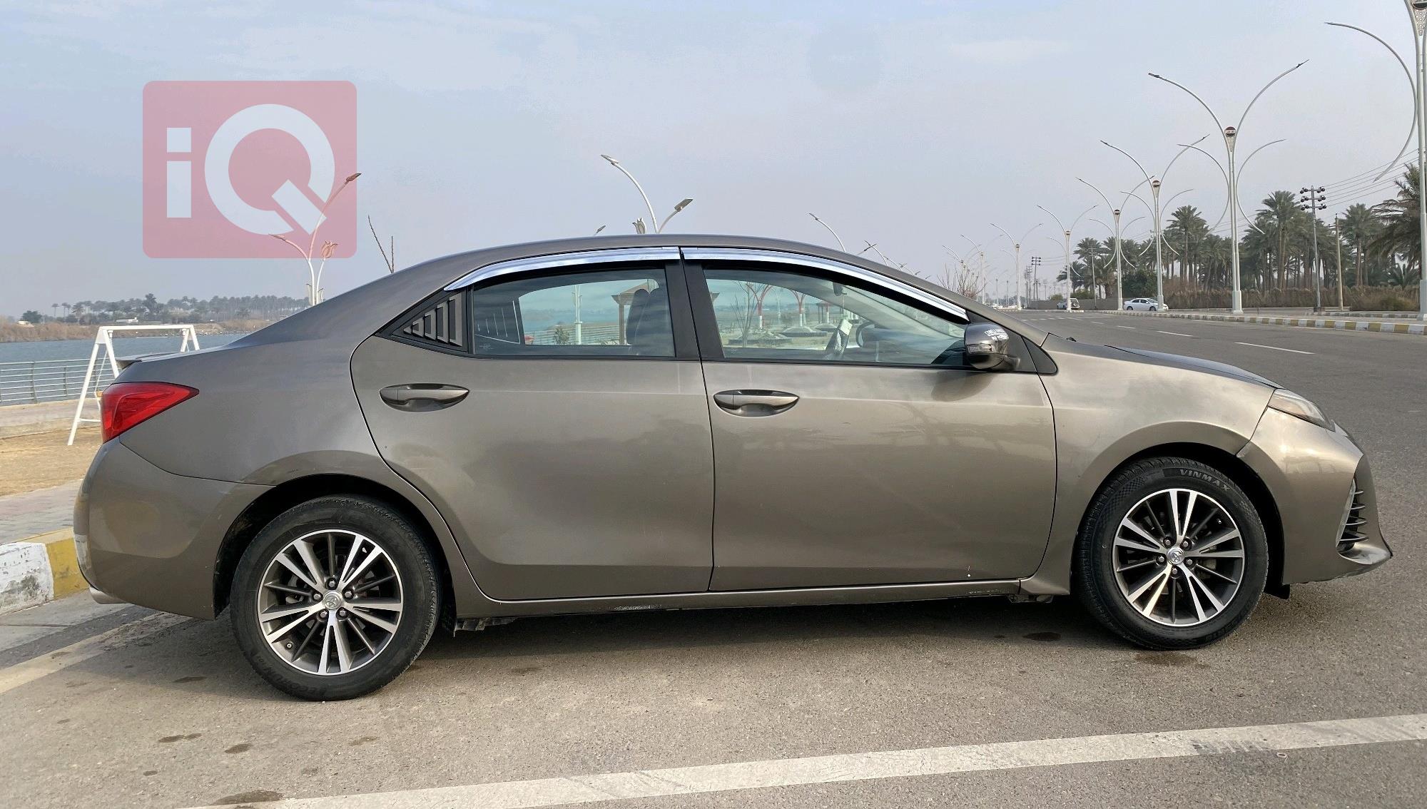 تويوتا كورولا